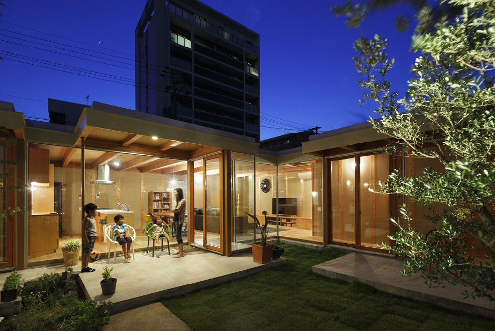 花园庭院住宅,名古屋(图25) 花园庭院住宅,名古屋(图25)